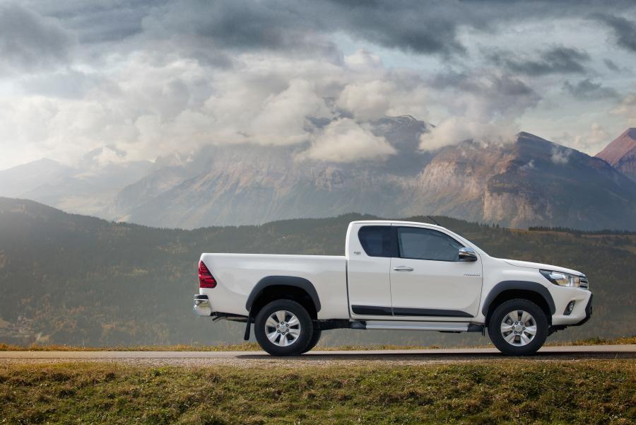  Toyota Hilux Xtra Cab Legende Sport 2018 года  (фото 2 из 3)